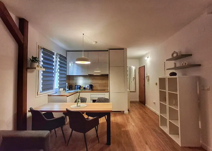 Apartment Be Like